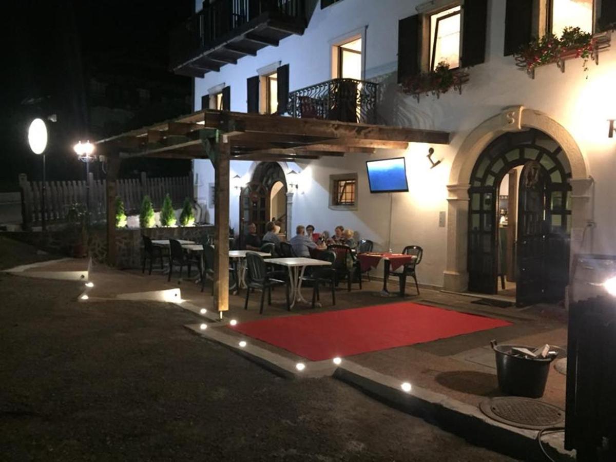Albergo Locanda Corona Ballino Exterior foto