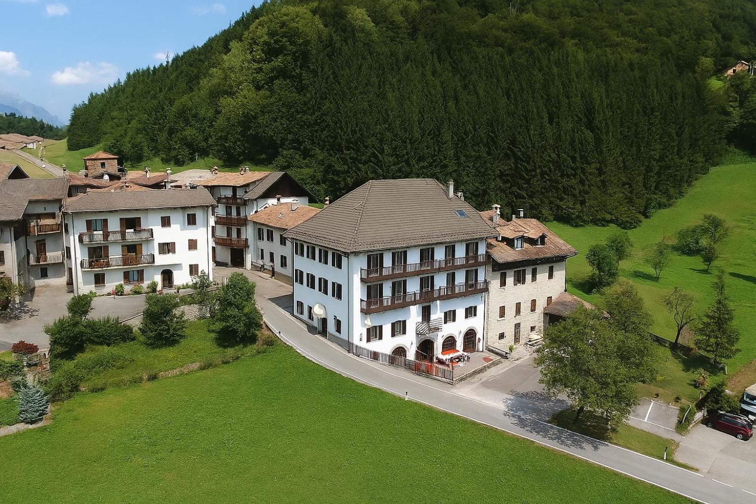 Albergo Locanda Corona Ballino Exterior foto